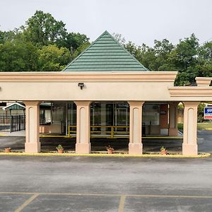 Rodeway Inn University Newark Exterior photo