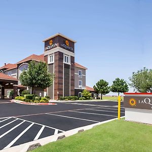 La Quinta By Wyndham Lubbock North Hotel Exterior photo