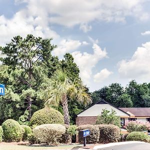 Days Inn By Wyndham Downtown Aiken Exterior photo