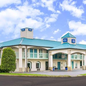 Baymont By Wyndham Gallatin Motel Exterior photo