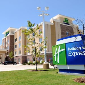 Holiday Inn Express Covington-Madisonville, An Ihg Hotel Exterior photo