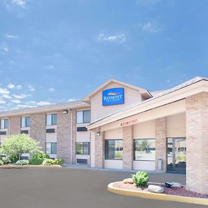 Baymont By Wyndham Port Huron Hotel Exterior photo