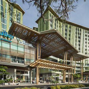 Crystalbrook Bailey Hotel Cairns Exterior photo