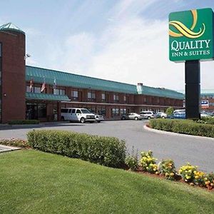 Quality Inn & Suites Pe Trudeau Airport Dorval Exterior photo