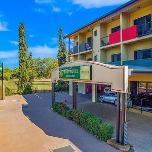 Quality Hotel Darwin Airport Exterior photo