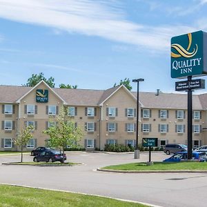 Quality Inn Airport Moncton Exterior photo