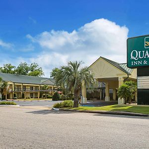 Quality Inn & Suites Near Lake Eufaula Exterior photo