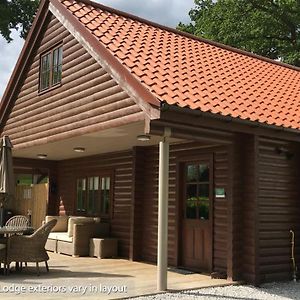 High Oaks Grange - Lodges Pickering Exterior photo