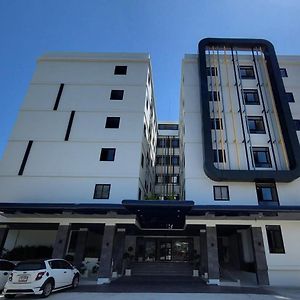 Vip Great Hill Phuket Airport Aparthotel Exterior photo