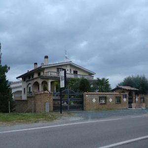 Novadomus Hotel Corfinio Exterior photo