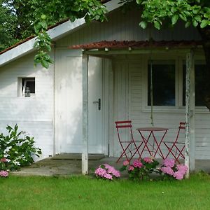 Le Chalet De La Longere Bed & Breakfast Beuvry-la-Foret Exterior photo