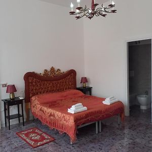 Domus Morfeo Bed & Breakfast Santa Maria Capua Vetere Exterior photo