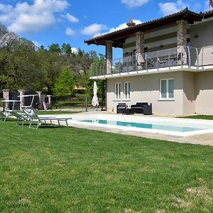 Il Riccio E La Castagna - Country House Bed & Breakfast Montaldo Roero Exterior photo