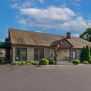 Quality Inn Great Barrington Exterior photo