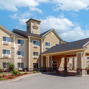 Comfort Suites Johnson Creek Conference Center Exterior photo