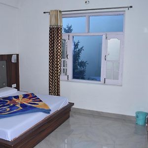 Himalayan Dalhousie Home Stay - Near Panchpula Water Fall Exterior photo