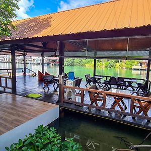 Baan Rim Nam Hotel Koh Chang Exterior photo