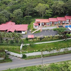 Hotel Cielo Azul Resort Tilaran Exterior photo