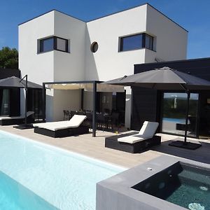 Luxueuse Propriete Saint Cirice Aux Vues Aeriennes Villa Cahors Exterior photo