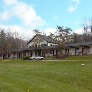 Stanford House Motel Manchester Center Exterior photo