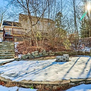 Spacious East Stroudsburg House Game Room And Yard! Exterior photo