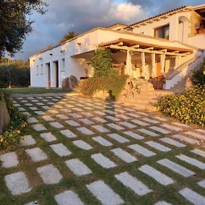 Li Petri Manni Bed & Breakfast Olbia Exterior photo