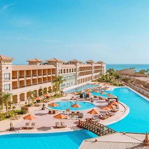 Coral Sea Beach And Aqua Park Hotel Ain Sukhna Exterior photo