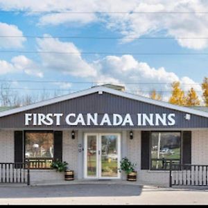 First Canada Hotel Cornwall Hwy 401 On Exterior photo