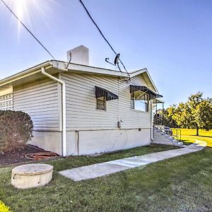 Lakeview Home - 1 Mile From Bull Shoals Lake! Exterior photo