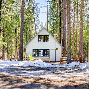 California Cabin Rental - Hike, Ski, Boat! Long Barn Exterior photo