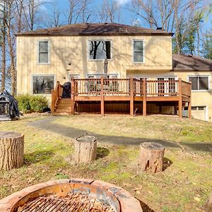 Louisville Area Home Deck, Fire Pit, Creek! Prospect Exterior photo