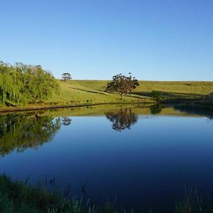 Luxury Barn With Stunning Views Villa Wallan Exterior photo