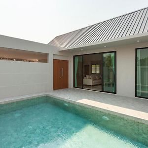 Private Pool Villa Newly-Built Vimalai House In Pattaya Nong Prue Exterior photo