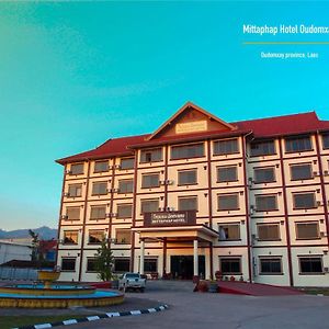 Mittaphap Hotel Oudomxai Muang Xay Exterior photo