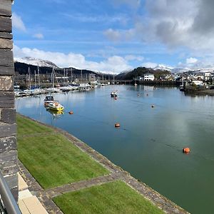 Portmadog, Oakley Wharf Apartment Porthmadog Exterior photo