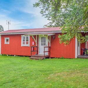 Gorgeous Home In Vimmerby With Kitchen Exterior photo