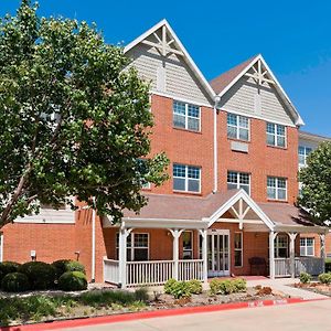 Towneplace Suites By Marriott Dallas Bedford Exterior photo