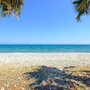 Oceanview Apartment Larnaca Exterior photo