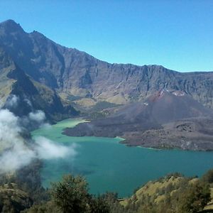 Budaya Kaki Rinjani Hotel Senaru Exterior photo