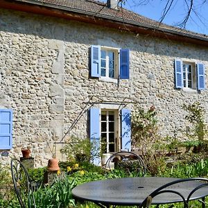 J&G House Bed & Breakfast Saint-Pierre-de-Curtille Exterior photo