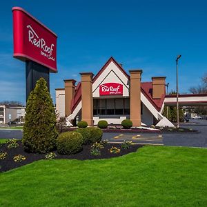 Red Roof Inn And Suites Newark - University Exterior photo