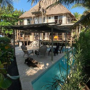 Casa, Cabo Tortugas, Monterrico Apartment Exterior photo