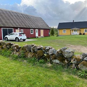 Skog Fegen Naera Ullared Villa Exterior photo