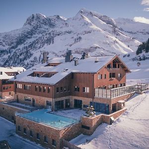 Alpenparks Hotel & Apartment Arlberg Warth Mit Pool Exterior photo