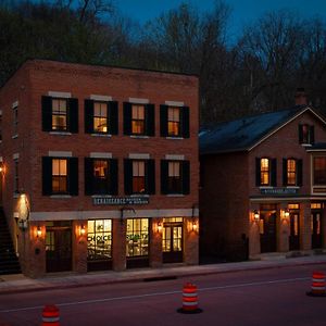 Riverboat Suites Galena Exterior photo