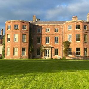 Caynham Court Bed & Breakfast Ludlow Exterior photo