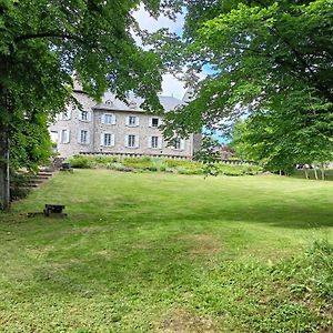 Chateau Ol Puech Hotel Vic-sur-Cere Exterior photo