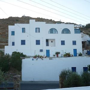 Vasilis Place Ιos Hotel Chora  Exterior photo