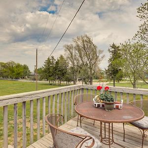 Beatrice Studio With Fire Pit Near Golf! Apartment Exterior photo