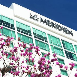 Le Meridien Atlanta Perimeter Hotel Exterior photo